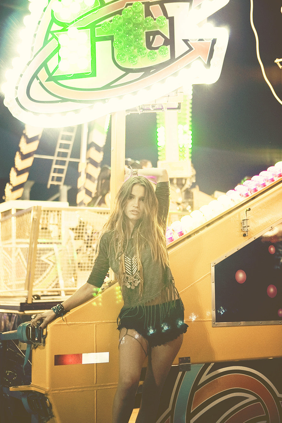 Spiked Neck Romancer Necklace